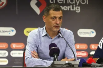 Gaziantep FK'da Hedef İlk 10: Mirel Radoi'den Eyüpspor Zaferi Sonrası Çarpıcı Açıklamalar