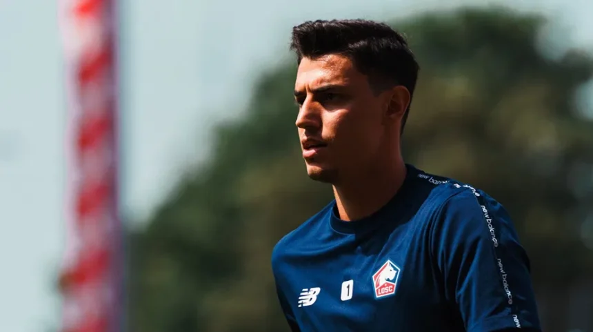 Lille'de Kaleci Transferi Hareketliliği: Berke Özer'e Mory Diaw Rakip Oluyor