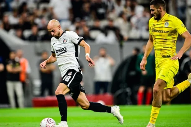 Beşiktaş Avrupa'da Turladı: Hradec Kralove'u Geçen Kartal'ın Yeni Rakibi Belli Oldu