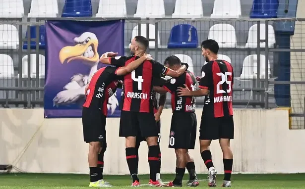 Fatih Karagümrük Sahasında Bursaspor'u 2-1 Mağlup Etti
