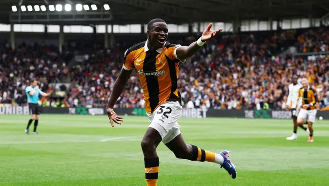Hull City'den Tarihi Dönüş: Manchester United'ı 2-0 Yıktı