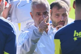 Fenerbahçe'nin Şampiyonlar Ligi Sınavı: Lyon Maçı İlk 11'i Belli Oldu