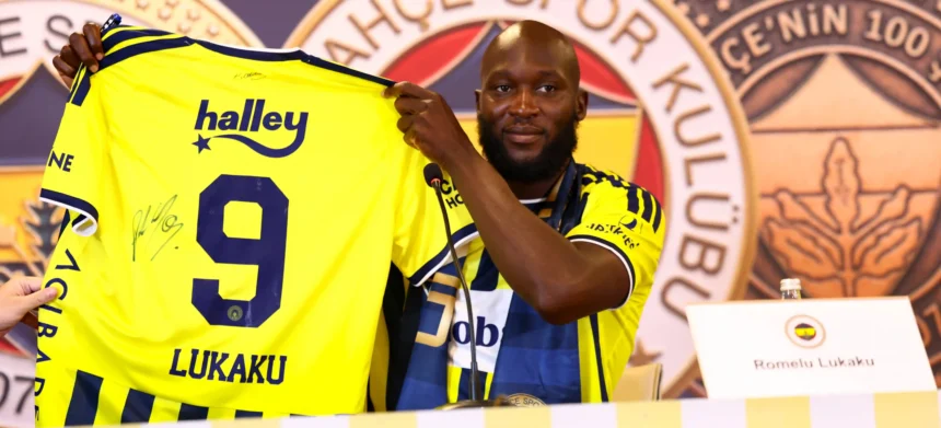 Fenerbahçe'den Dev Transfer: Romelu Lukaku Chobani Stadı'nda İmza Attı!