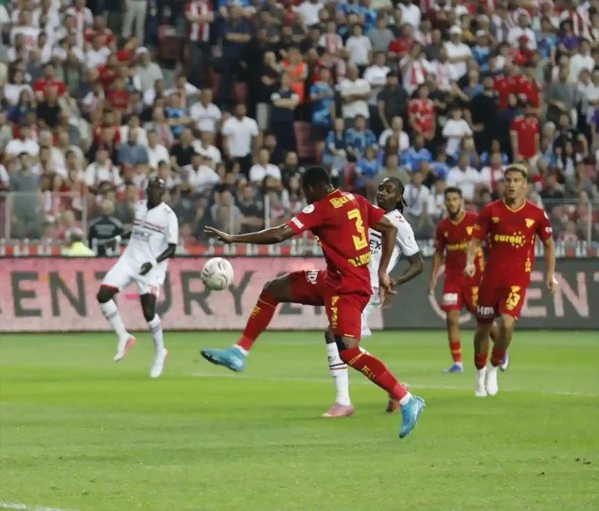 Trendyol Süper Lig'de Nefes Kesen Başlangıç: Samsunspor ve Göztepe Yenişemedi (3-3)