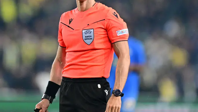 UEFA'dan Hakem Kararlarında Yeni Dönem: "Clear Line" (Net Çizgi) Devrede