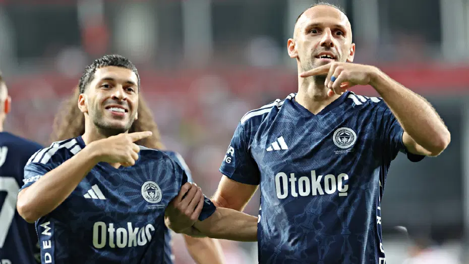 Lyon Zaferi Sonrası Süper Lig'de Zirve Yürüyüşü