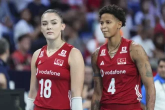 Filenin Sultanları İstanbul'da Kıl Payı Kaybetti: Polonya'ya 3-2'lik Mağlubiyet