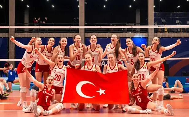 U17 Kız Voleybol Milli Takımımız Şili'yi Devirdi, Son 16'da!