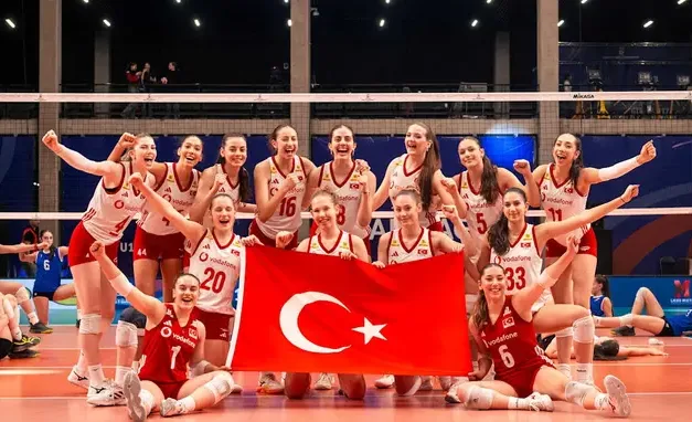 U17 Kız Voleybol Milli Takımımız Şili'yi Devirdi, Son 16'da!