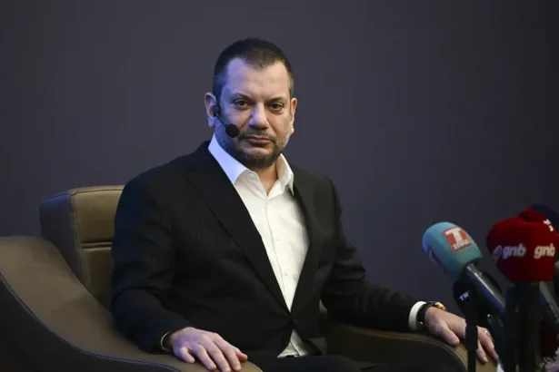 Ertuğrul Doğan'dan Serdal Adalı'ya 'Salah' Yanıtı: "Biz İstedik ve Aldık"