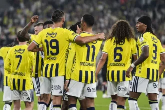 Kadıköy'de Mason Greenwood Şov: Fenerbahçe Konyaspor'u 4-2 Devirdi