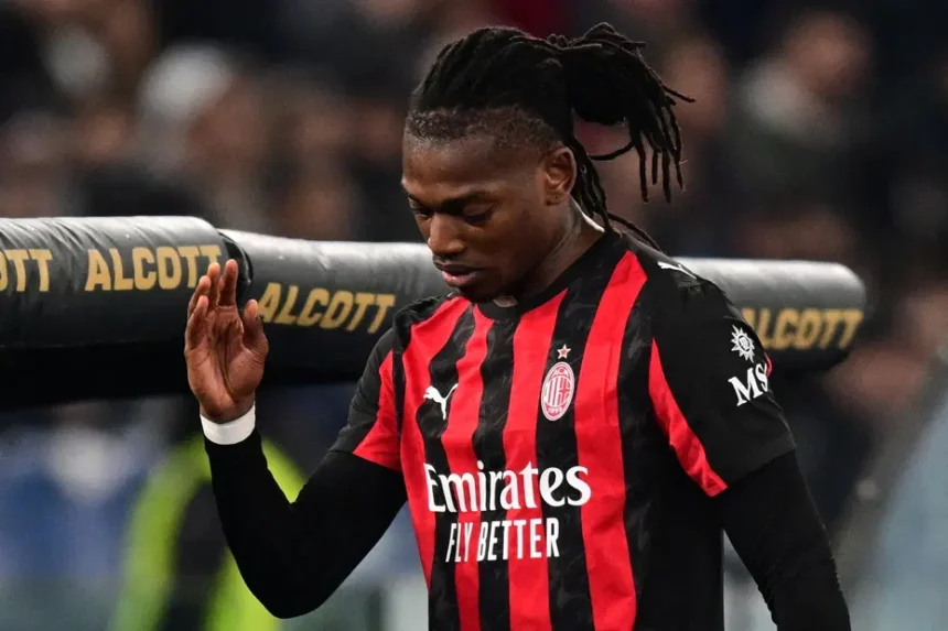 Rafael Leao Kararını Verdi: Galatasaray'ın Dev Teklifine Rağmen Premier Lig'i Seçti!