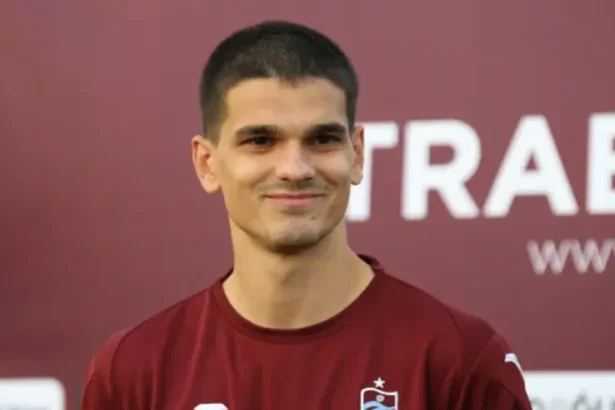 Trabzonspor'da Salih Malkoçoğlu Al Jazira'ya Transfer Oldu: KAP'a Bildirildi