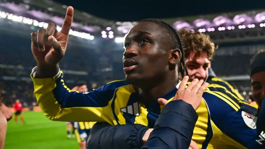 Fenerbahçe'de Flaş Ayrılık Kararı: Sidiki Cherif Satış Listesinde!