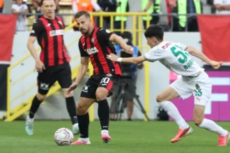 Corendon Alanyaspor, Çorum Deplasmanında 2-1 Galip Geldi