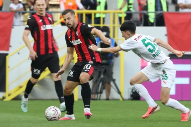 Corendon Alanyaspor, Çorum Deplasmanında 2-1 Galip Geldi
