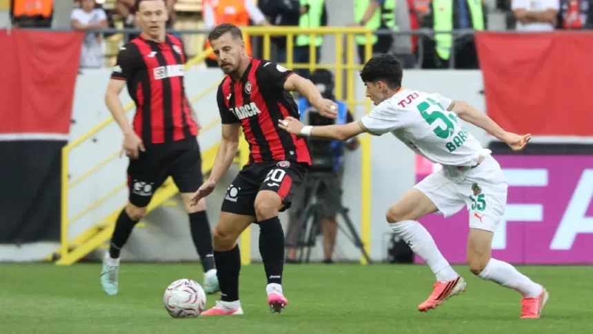 Corendon Alanyaspor, Çorum Deplasmanında 2-1 Galip Geldi
