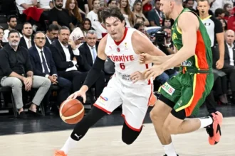 12 Dev Adam'dan Büyük Sıçrama: FIBA Dünya Sıralamasında 9. Sıradayız!