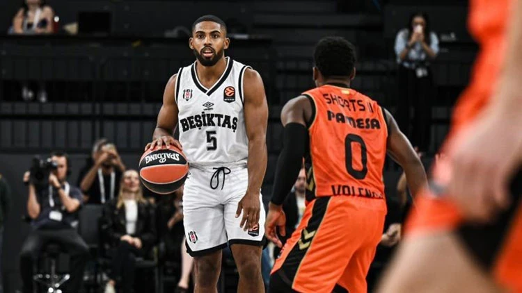 Beşiktaş'ın Euroleague Dönüşünde Dramatik Son: Valencia'ya 96-94 Kaybetti