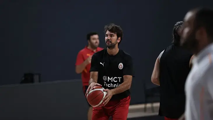 Buğrahan Tuncer Kimdir? Kaç Yaşında, Hangi Takımda, Boyu ve Eşi