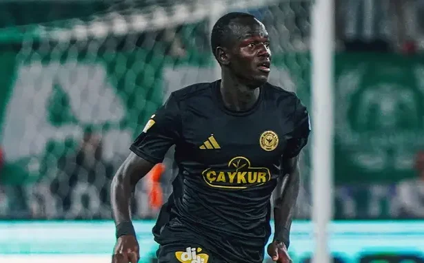 Çaykur Rizespor'da Sürpriz Ayrılık: Mame Mor Faye Esenler Erokspor'a Kiralandı