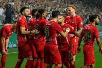 Amedspor'dan 5 Gollü Şov: Başakşehir'i Dağıttılar