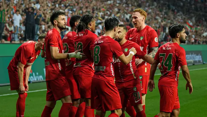 Amedspor'dan 5 Gollü Şov: Başakşehir'i Dağıttılar