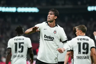 Beşiktaş'a Vlahovic ve Trossard Müjdesi: Dönüş Tarihleri Belli Oldu!