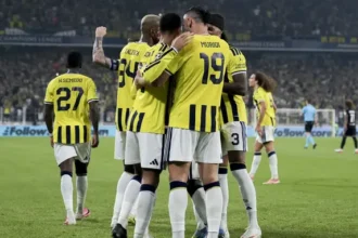 Fenerbahçe'nin Şampiyonlar Ligi Kadrosu Açıklandı: Devler Ligi'nde Yıldızlar Geçidi