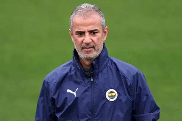 Fenerbahçe'de İsmail Kartal Krizi Çözüldü: Görevine Devam Ediyor