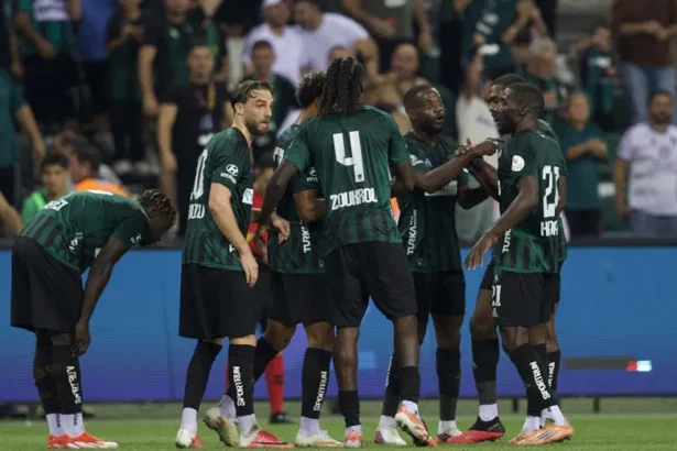 Trendyol Süper Lig'de Kocaelispor Rüzgarı: Samsunspor'u Tek Golle Geçtiler
