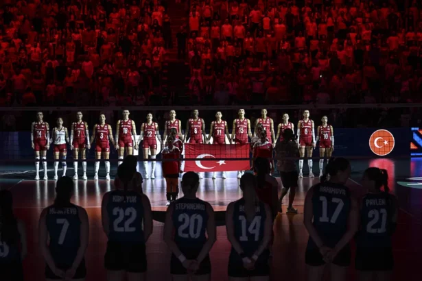 Filenin Sultanları Çeyrek Finalde: Türkiye, Azerbaycan'ı 3-0 Mağlup Etti