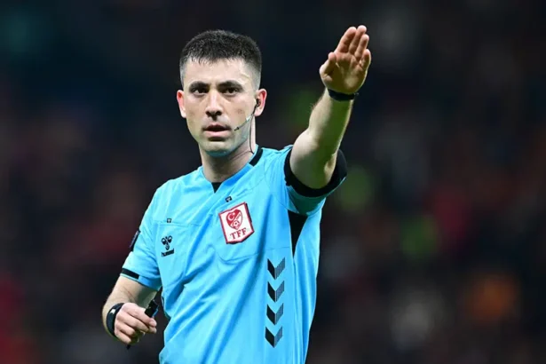Dev Derbinin Düdüğü Onda: Trabzonspor - Galatasaray Maçının Hakemi Açıklandı