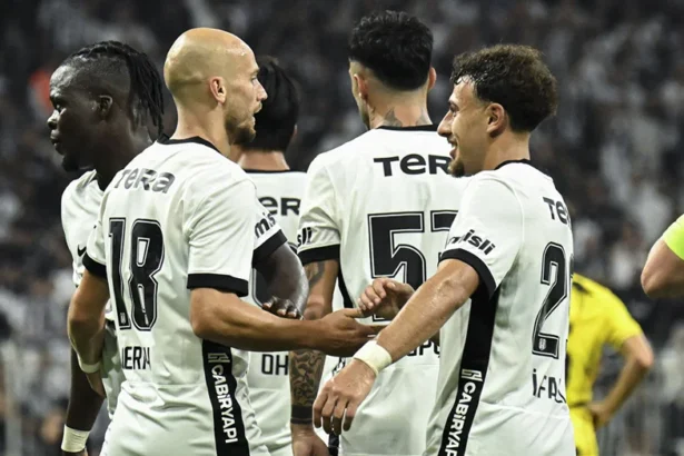 Beşiktaş Avrupa Ligi'nde Sahneye Çıkıyor: CBS Sports'tan Çarpıcı "Sürpriz" Tahmini!