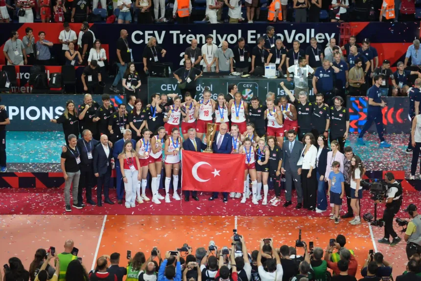 İtalyan Basınında Filenin Sultanları Yankısı: "Acı Verici Bir Veda"