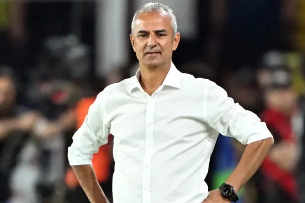 Fenerbahçe'de İsmail Kartal Krizi: İstifa Kararı Sonrası Antrenmana Çıkmadı!