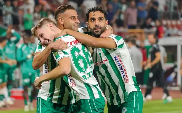 Konyaspor'dan Erken Gelen Siftah: Trabzonspor Derbi Öncesi Ağır Yara Aldı