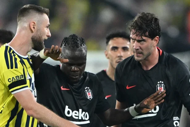 Derbide Büyük Kavga: Skriniar ve Vlahovic Birbirine Girdi!