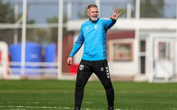 Samsunspor Teknik Direktörü Thorsten Fink'ten Taraftara Çağrı: "Zamana İhtiyacımız Var"