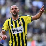 Fenerbahçe'den Kadıköy'de Tarihi Gövde Gösterisi: Eyüpspor'u 8-0 ile Geçti
