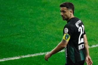 Ahmet Oğuz Kimdir? Kaç Yaşında, Hangi Takımda, Boyu, Kilosu ve Özel Hayatı