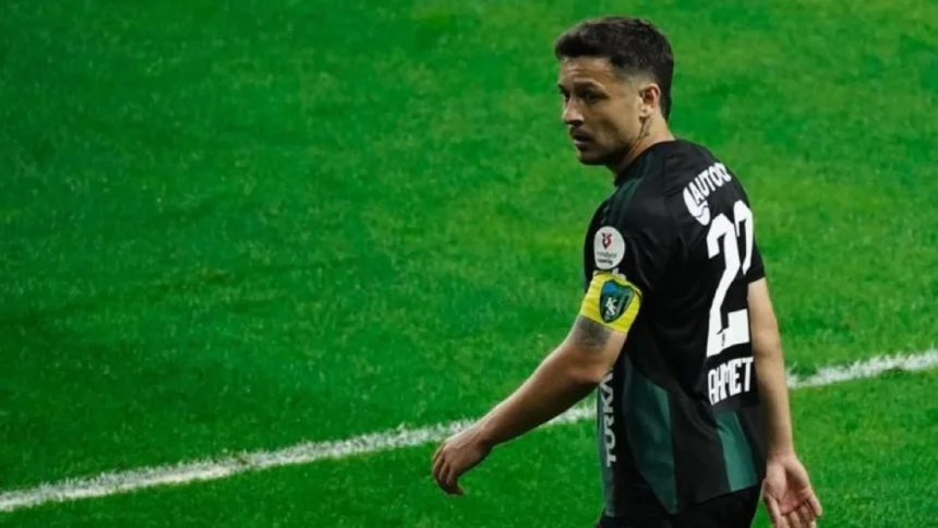 Ahmet Oğuz Kimdir? Kaç Yaşında, Hangi Takımda, Boyu, Kilosu ve Özel Hayatı