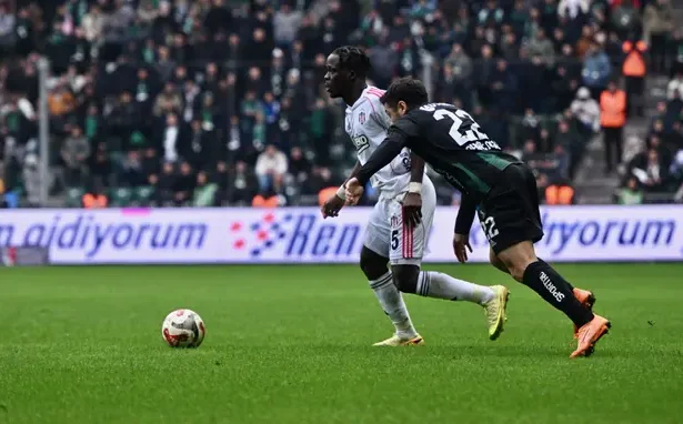 Beşiktaş, Dolmabahçe'de Kocaelispor'u Ağırlıyor: Hedef Mutlak Galibiyet