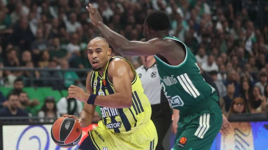Fenerbahçe Tarfin EuroLeague'de İlk Fireyi Verdi: Atina'da Ağır Yenilgi