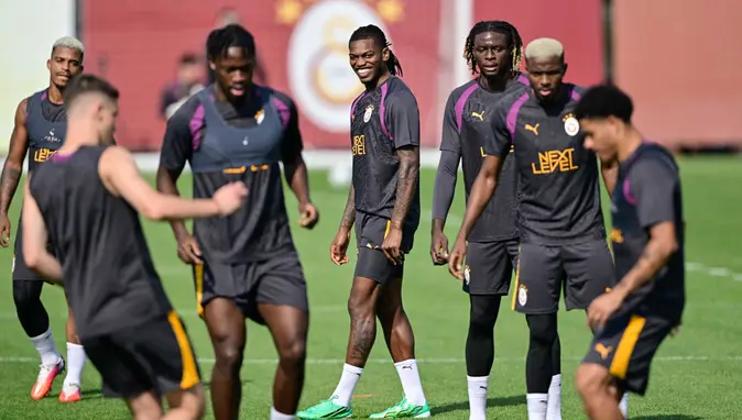Galatasaray'da Gençlerbirliği Mesaisi Başladı: İşte Okan Buruk'un Muhtemel 11'i