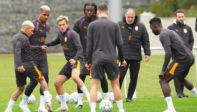 Galatasaray'ın Lille Maçı Kamp Kadrosu Açıklandı: Devler Ligi'nde Kritik Viraj