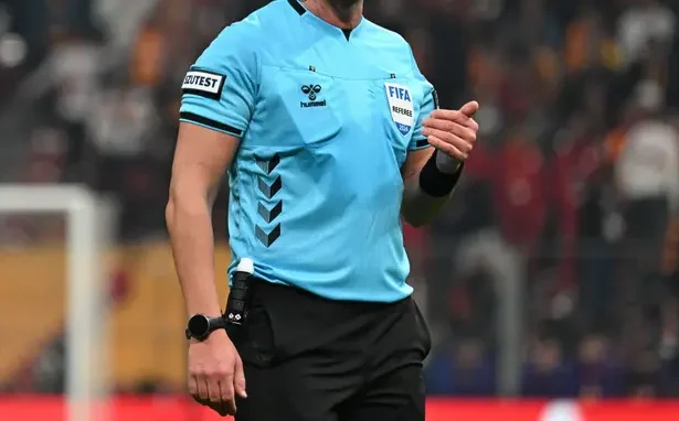 Süper Lig’de 7. Haftanın Hakemleri Açıklandı! İşte Zirve Maçlarının Düdükleri