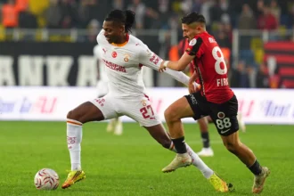 Galatasaray'da Rafael Leao Depremi! Sakatlık Durumu Yarın Belli Oluyor