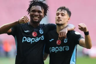 Trabzonspor Samsun Deplasmanında Fırtına Gibi Esti: İlk Yarıda 3 Gol, 3 Puan!