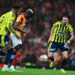 Galatasaray Derbide Güldü: Osimhen'in Golleriyle Fenerbahçe'yi 2-1 Devirdi